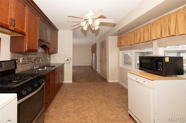 10 Watertown Circle, Granite City, IL 62040