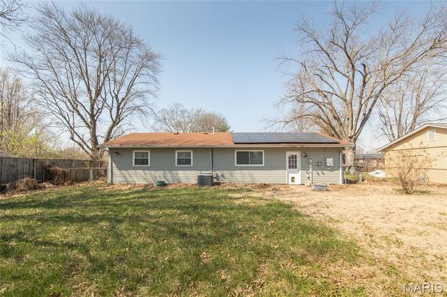 10 Watertown Circle, Granite City, IL 62040