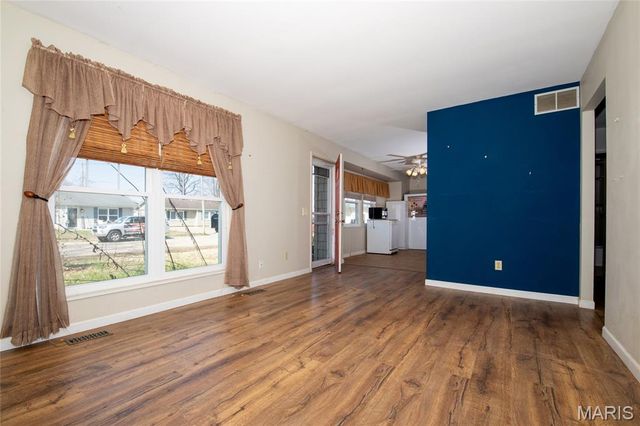 10 Watertown Circle, Granite City, IL 62040