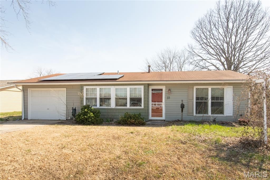 10 Watertown Circle, Granite City, IL 62040