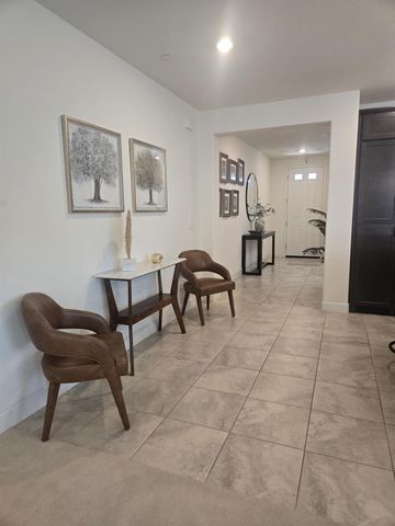 5907 Bonneville, Sacramento, CA 95835