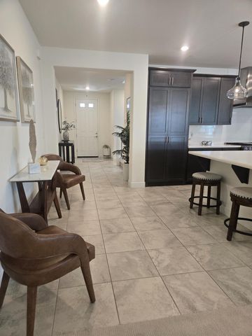 5907 Bonneville, Sacramento, CA 95835