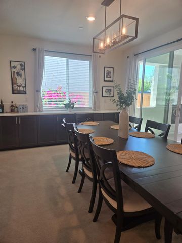 5907 Bonneville, Sacramento, CA 95835