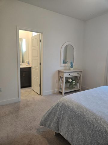 5907 Bonneville, Sacramento, CA 95835