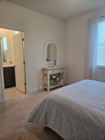 5907 Bonneville, Sacramento, CA 95835