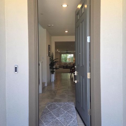 5907 Bonneville, Sacramento, CA 95835