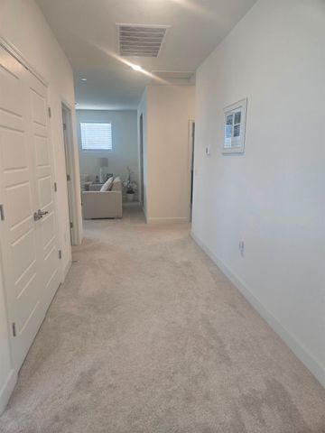 5907 Bonneville, Sacramento, CA 95835