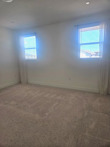 5907 Bonneville, Sacramento, CA 95835