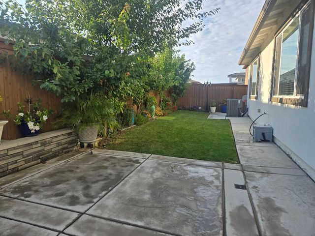 5907 Bonneville, Sacramento, CA 95835
