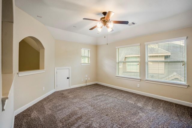 4855 Bayou St John, Conroe, TX 77304