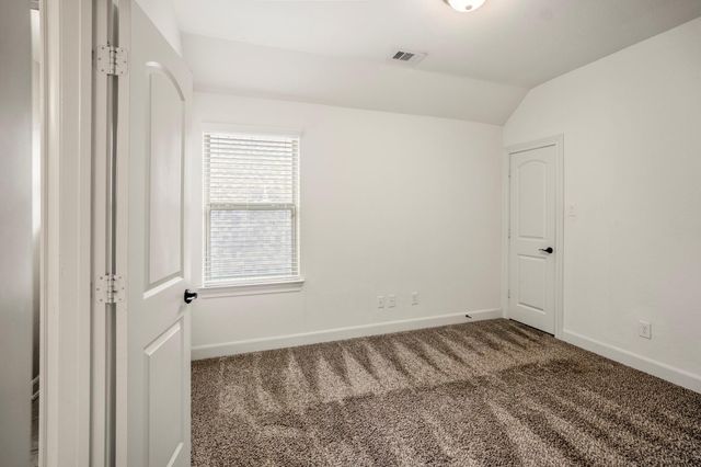 4855 Bayou St John, Conroe, TX 77304