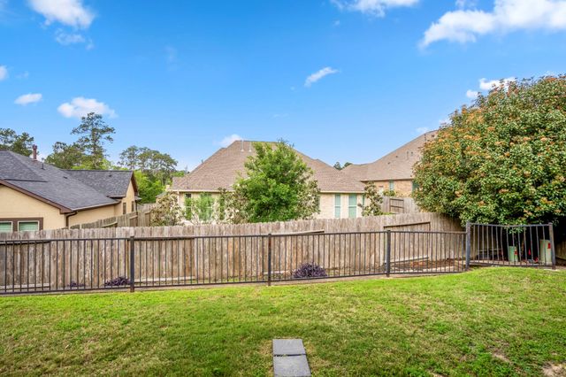 4855 Bayou St John, Conroe, TX 77304