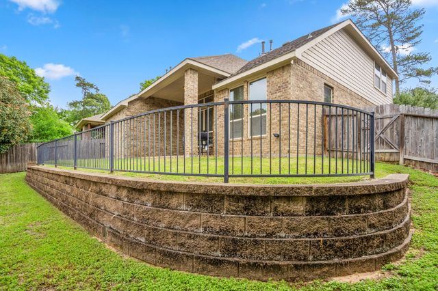 4855 Bayou St John, Conroe, TX 77304