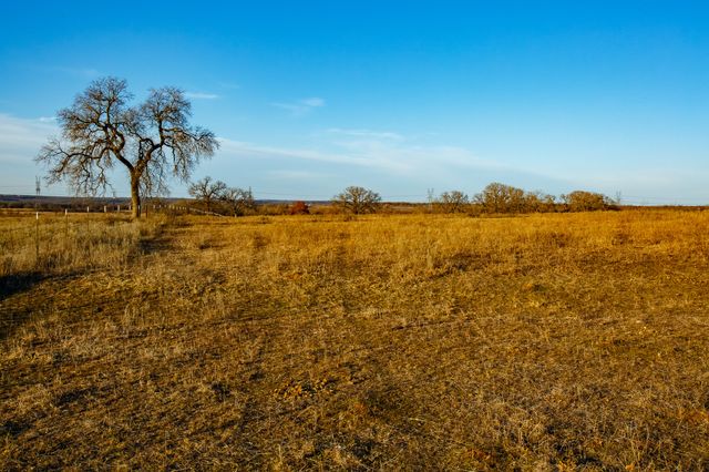 4312 Shawver Road, Perrin, TX 76486