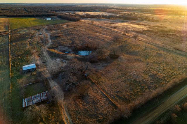 4312 Shawver Road, Perrin, TX 76486