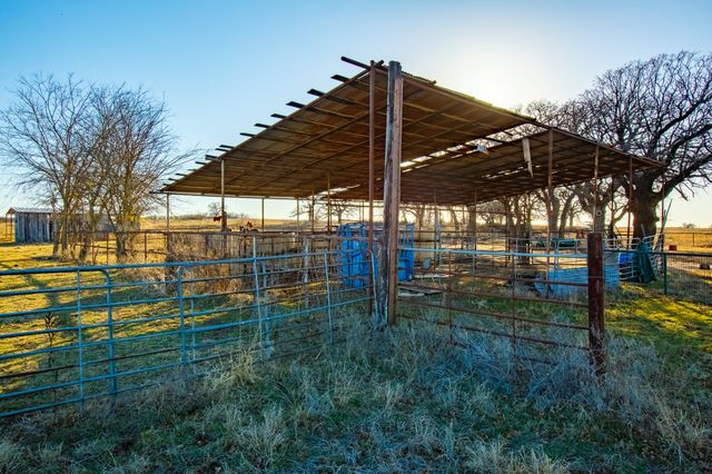 4312 Shawver Road, Perrin, TX 76486