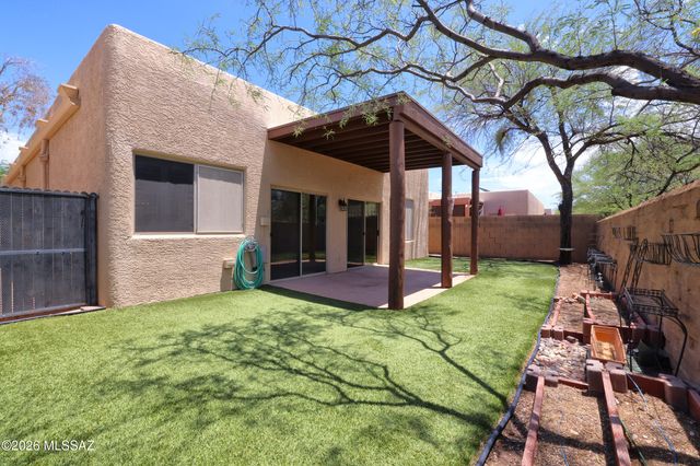 3723 N Bay Horse Loop, Tucson, AZ 85719