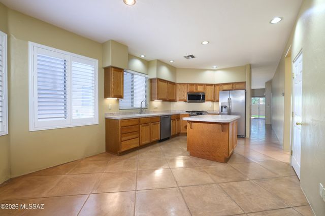 3723 N Bay Horse Loop, Tucson, AZ 85719
