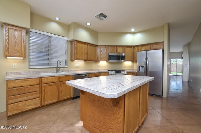3723 N Bay Horse Loop, Tucson, AZ 85719