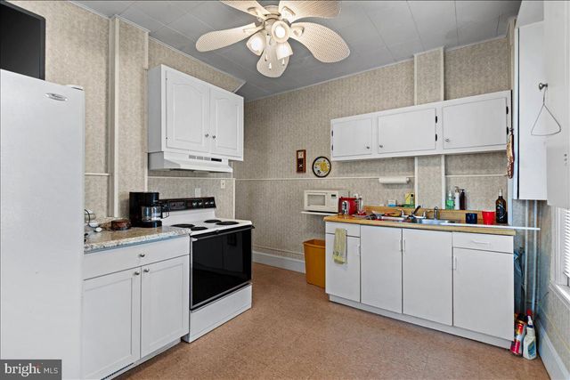 445 N MULBERRY ST, Hagerstown, MD 21740
