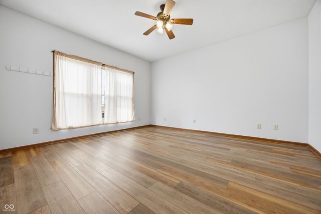 1015 S Creek Drive W, Greensburg, IN 47240