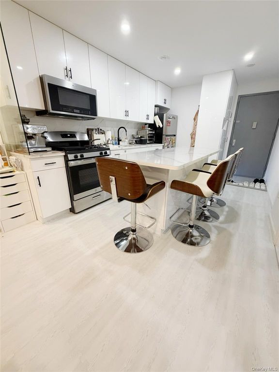 14610 35th Avenue 2D, Flushing, NY 11354 — photo 3