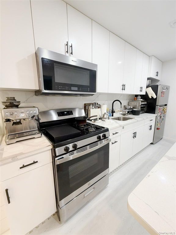 14610 35th Avenue 2D, Flushing, NY 11354 — photo 4