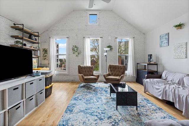 1630 W 21st Place, Chicago, IL 60608