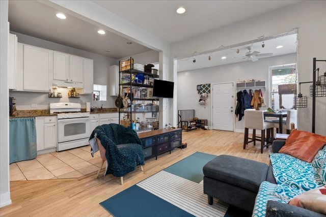 1630 W 21st Place, Chicago, IL 60608