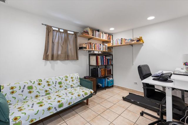 1630 W 21st Place, Chicago, IL 60608
