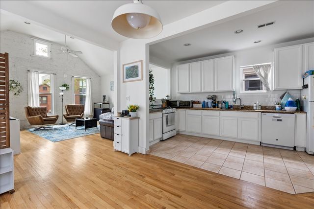 1630 W 21st Place, Chicago, IL 60608
