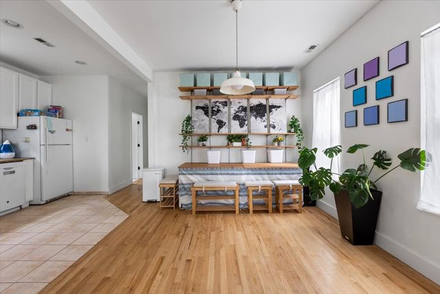 1630 W 21st Place, Chicago, IL 60608