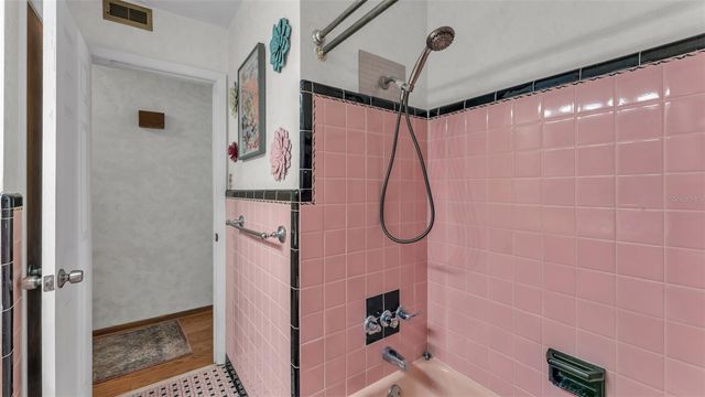 1232 GREENVIEW DRIVE, Lakeland, FL 33805