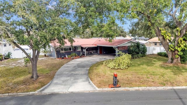 1232 GREENVIEW DRIVE, Lakeland, FL 33805