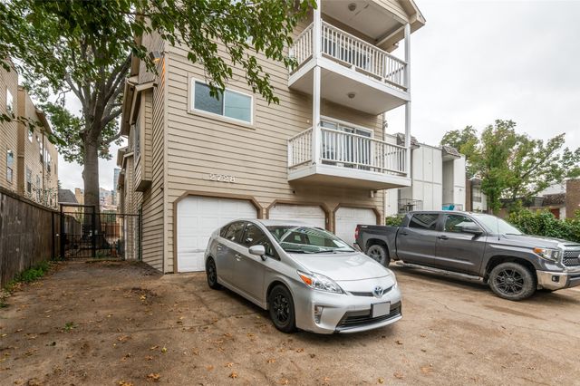 2728 Reagan Street 202, Dallas, TX 75219