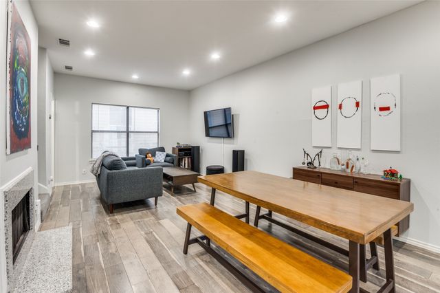2728 Reagan Street 202, Dallas, TX 75219