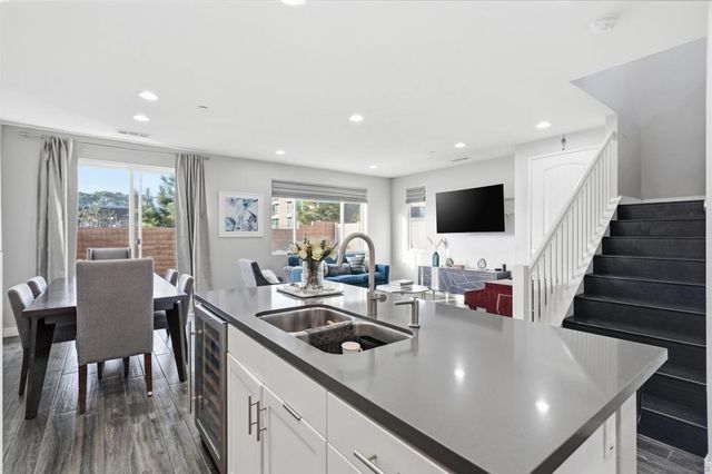 1740 San Eugenio, San Diego, CA 92154