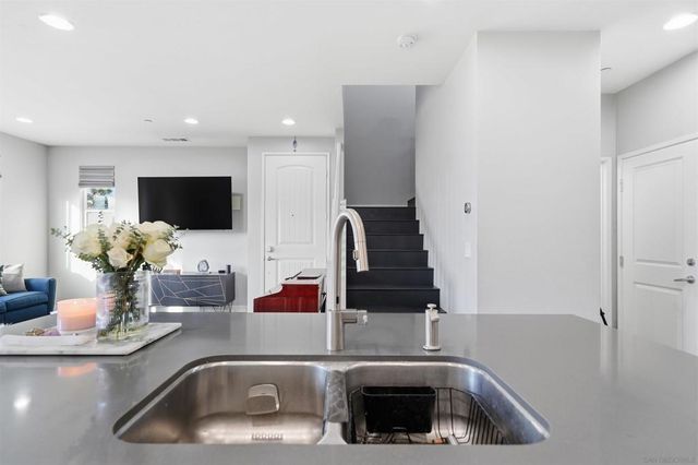 1740 San Eugenio, San Diego, CA 92154