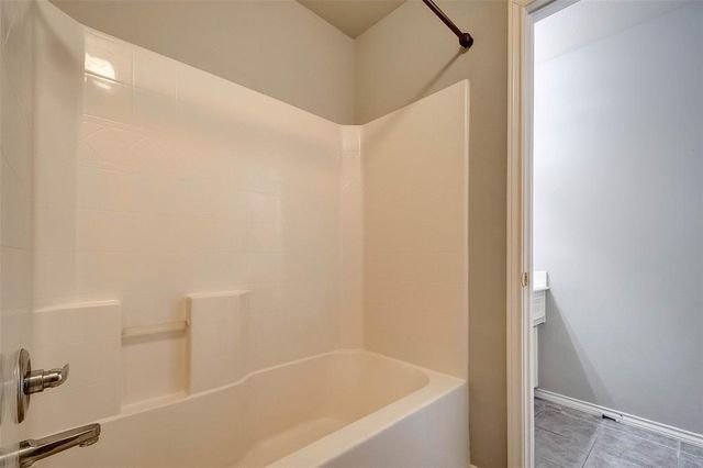 1718 Redwing Cove Drive, Houston, TX 77009