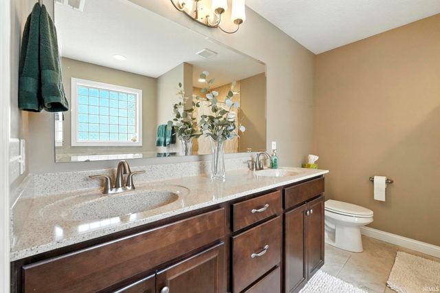 5525 Kodiak Trail, Auburn, IN 46706