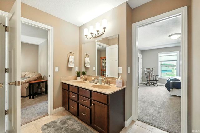 5525 Kodiak Trail, Auburn, IN 46706