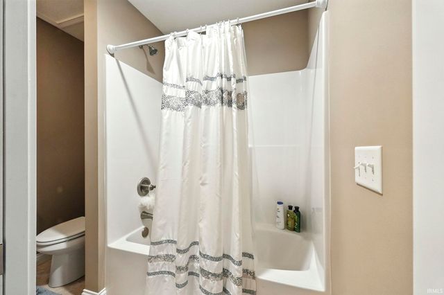 5525 Kodiak Trail, Auburn, IN 46706