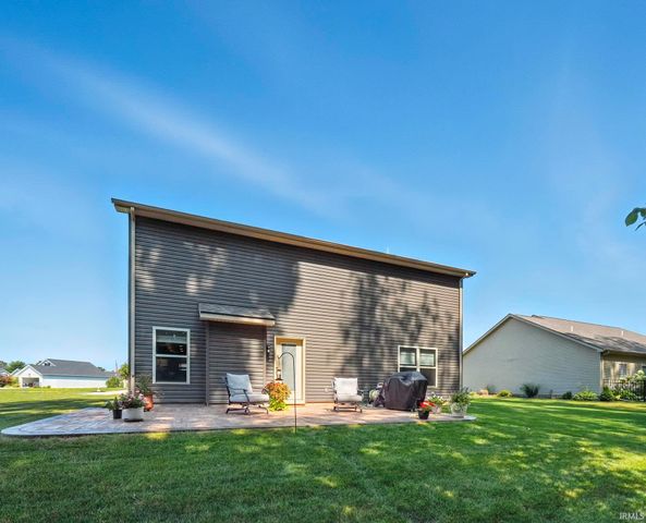 5525 Kodiak Trail, Auburn, IN 46706