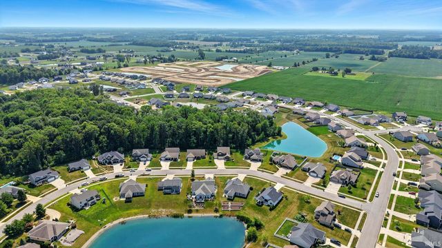 5525 Kodiak Trail, Auburn, IN 46706