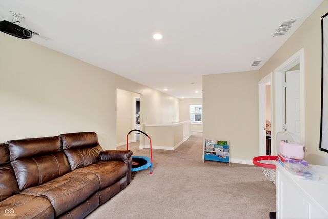 2321 S Bingham Place, New Palestine, IN 46163