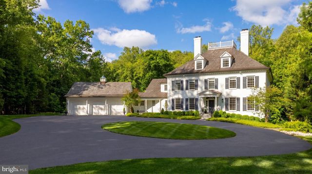 8611 COUNTRY CLUB DR, Bethesda, MD 20817