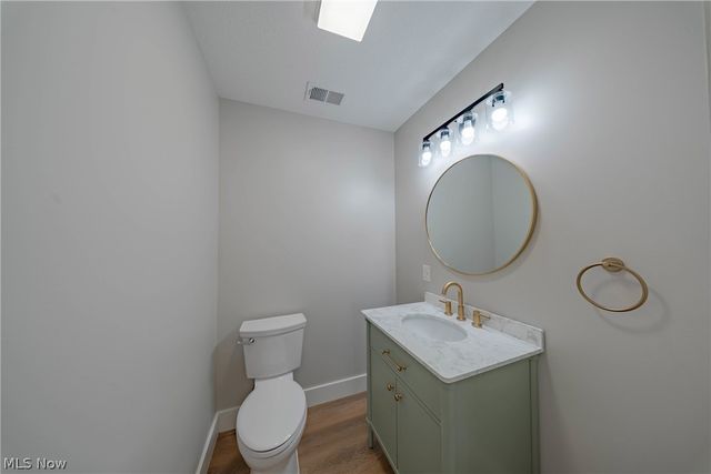 3010 9th Avenue, Vienna, WV 26105