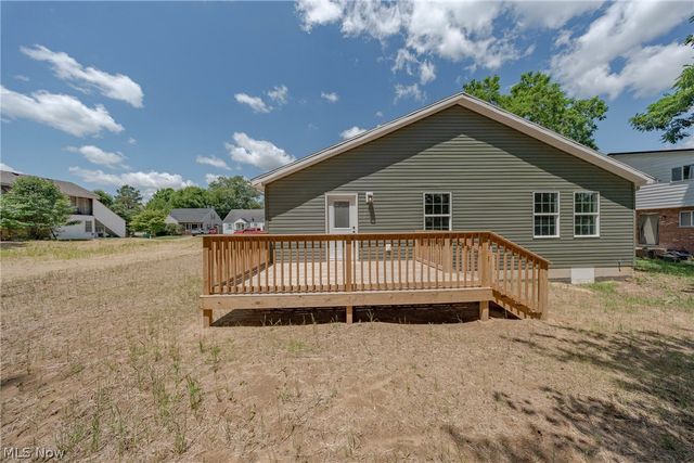3010 9th Avenue, Vienna, WV 26105