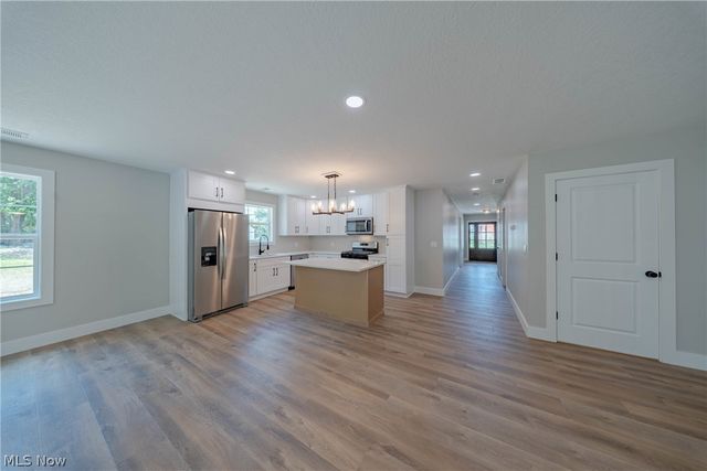 3010 9th Avenue, Vienna, WV 26105