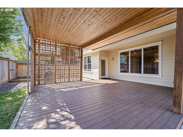 3528 BERKSHIRE St, Eugene, OR 97401